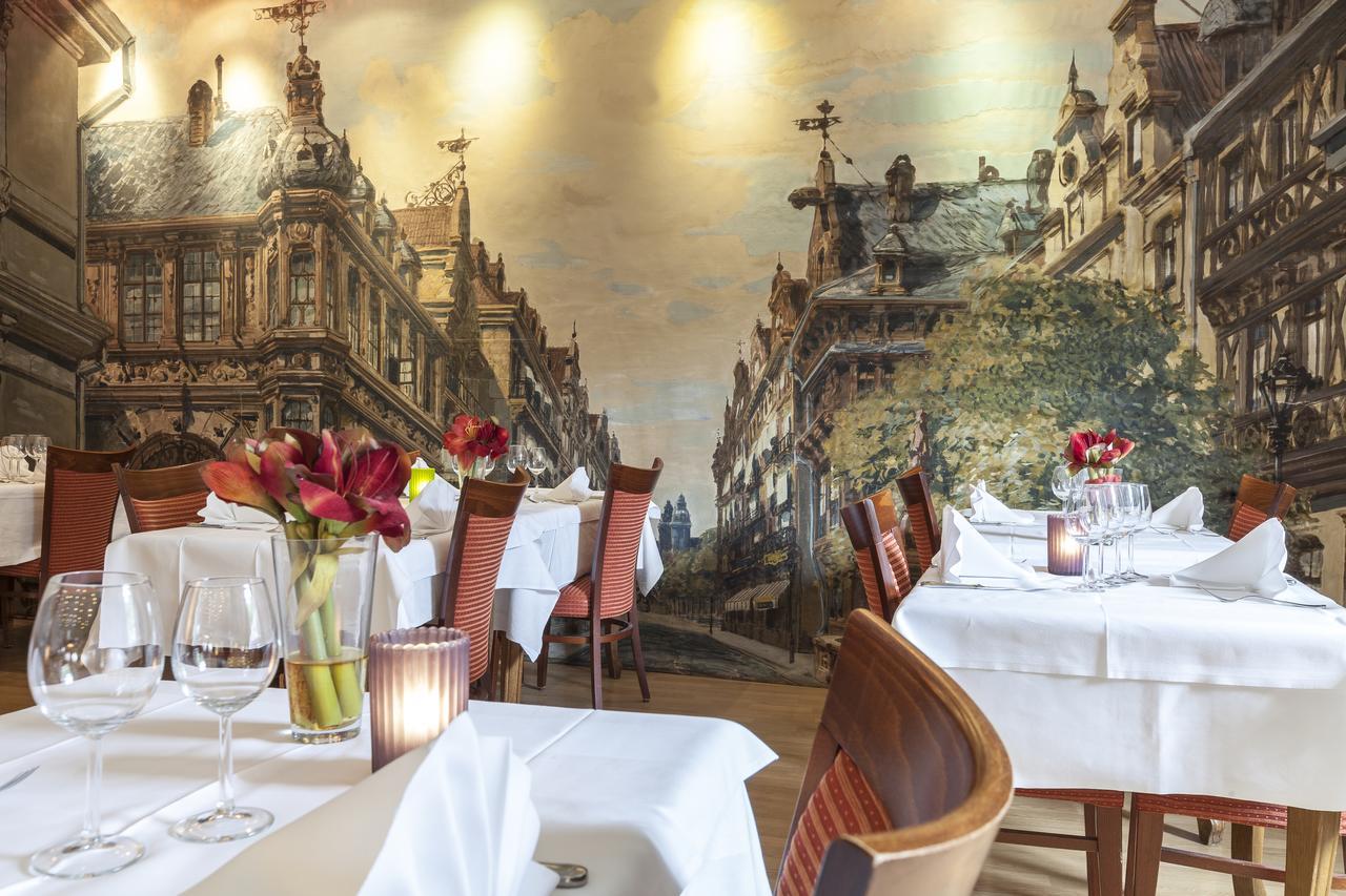 Hôtel - Restaurant  Victor Hugo Vianden Exterior foto
